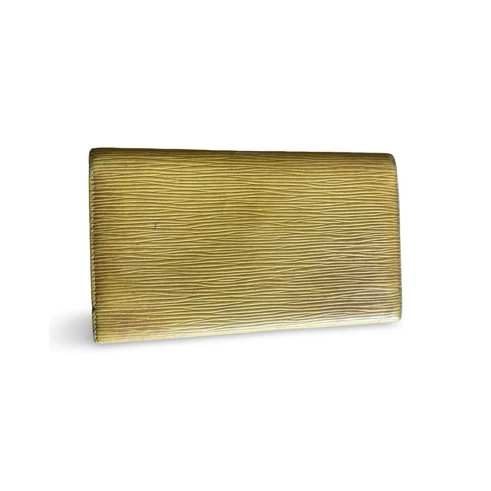 LOUIS VUITTON Clean✨Epi Porte Tresor  Snap Wallet in Yellow-Purple 💛 💜LV